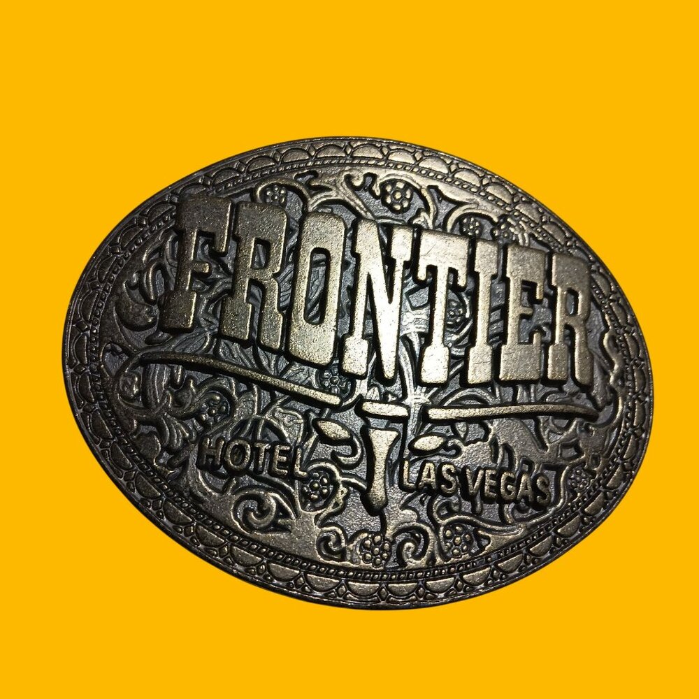 VINTAGE 1970s Western BELT BUCKLE FRONTIER HOTEL **LAS VEGAS** CASINO GAMBLING